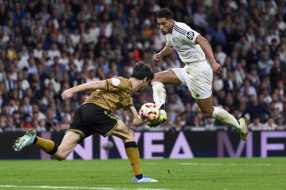 詹姆斯25+12库里仅13分 湖人力克勇士3连胜.