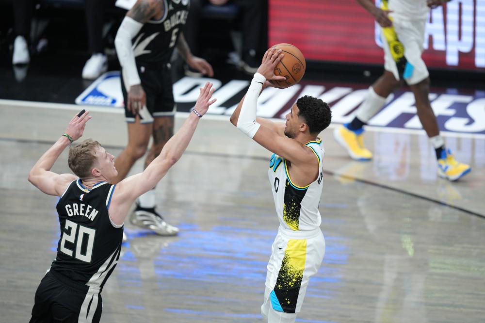 快船122-127骑士，评分：1人满分，4人及格，4人崩盘.